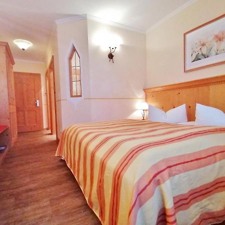 Hotel Sportalm ゲルロス エクステリア 写真
